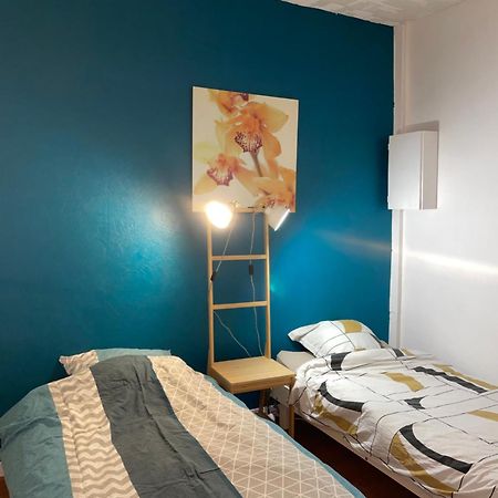 Studio N•2 Avec Patio En Plein Coeur De La Ville Bagnères-de-Bigorre Buitenkant foto